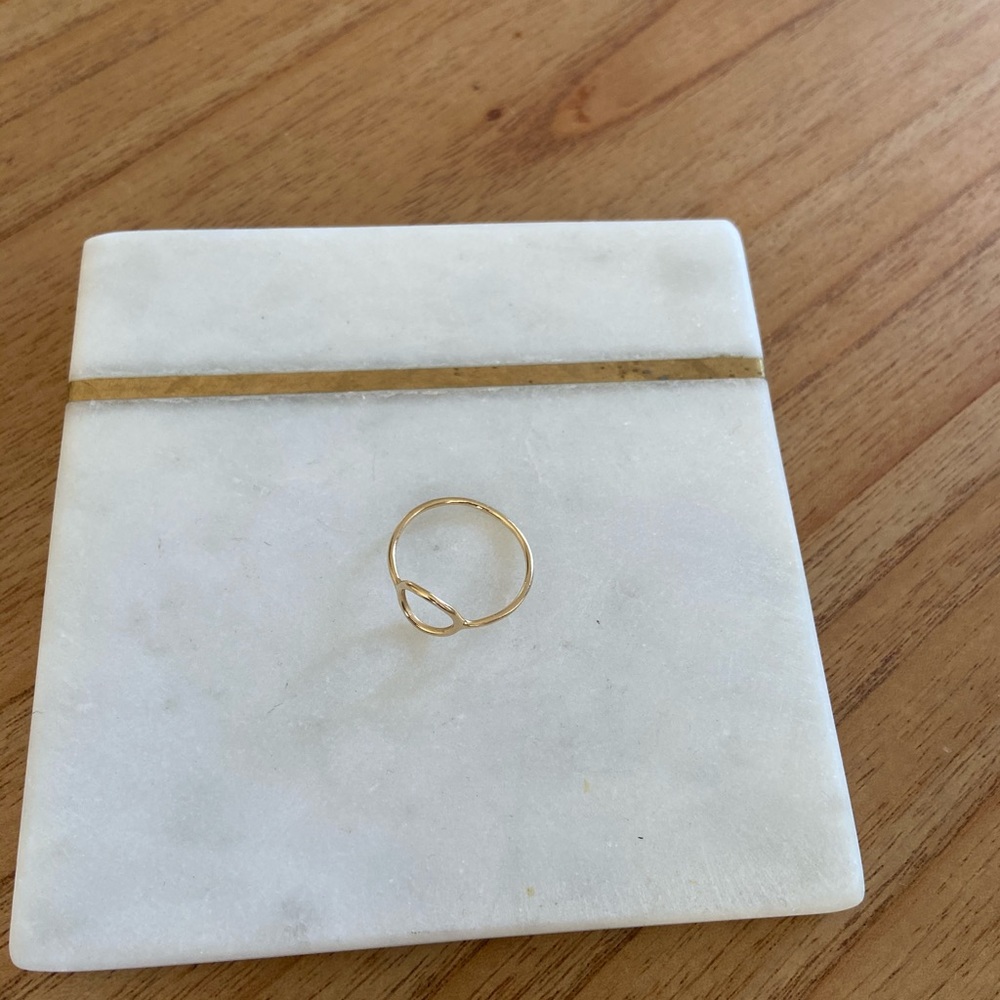 Mejuri circle ring size 7 - Sold Already!